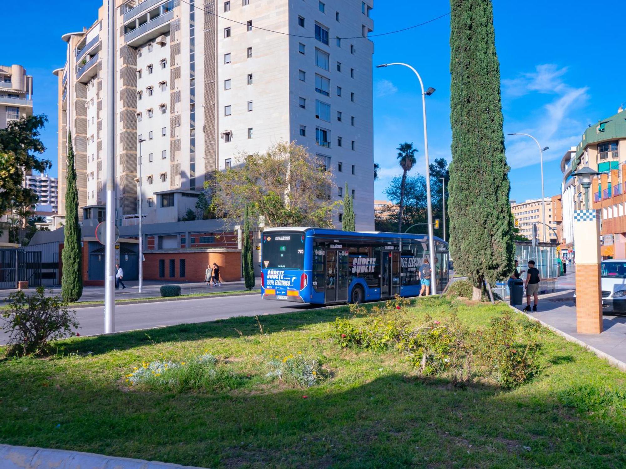 Cubo'S La Union Apartment Pool & Parking Malaga Exterior photo